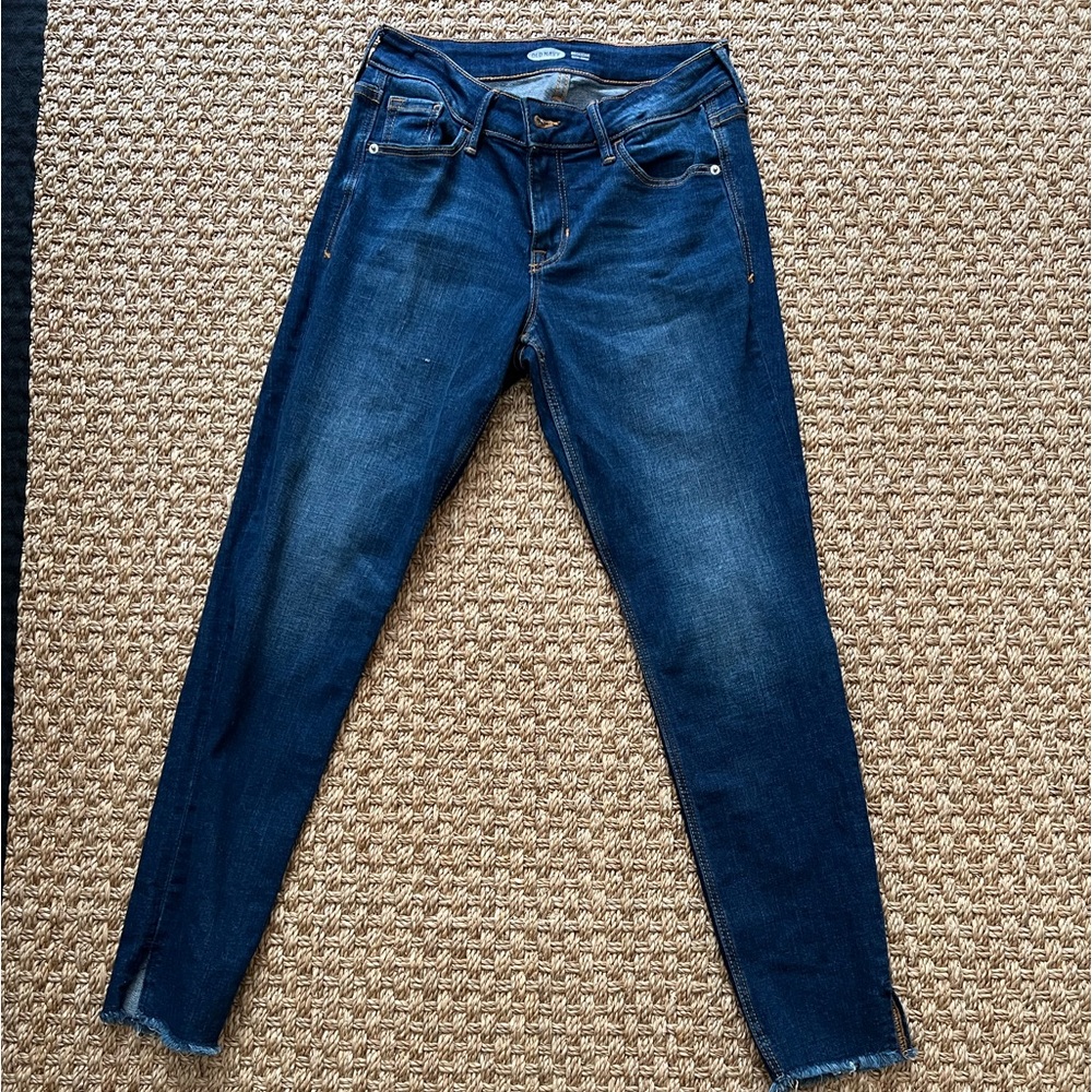 Old navy rockstar super skinny , raw hem